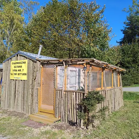 別荘 Domki Bungalowe Nr 7 ドゥシュニキ・ズドルイ