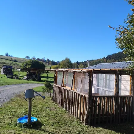 Altana Caloroczna Vira Numer 7 Herbergerowka Na Wsi Hébergement de vacances Duszniki Zdrój