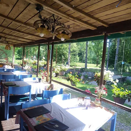 Altana Caloroczna Vira Numer 7 Herbergerowka Na Wsi Holiday home Duszniki Zdroj