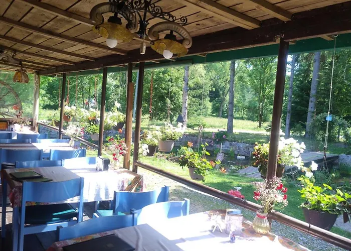 Altana Caloroczna Vira Numer 7 Herbergerowka Na Wsi Holiday home Duszniki Zdroj